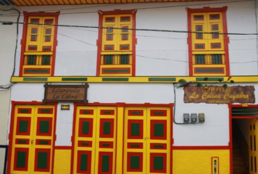HOSTAL COLINA CUYABRA