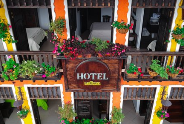 HOTEL LOS URREA